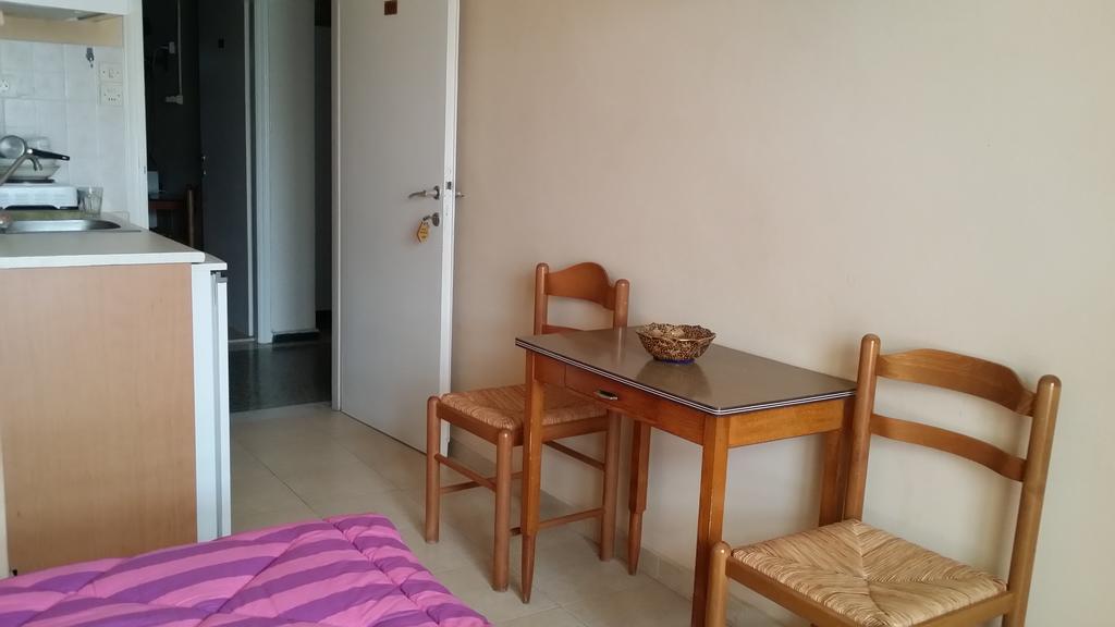 Foivos Hotel Loutra Edipsou  ภายนอก รูปภาพ